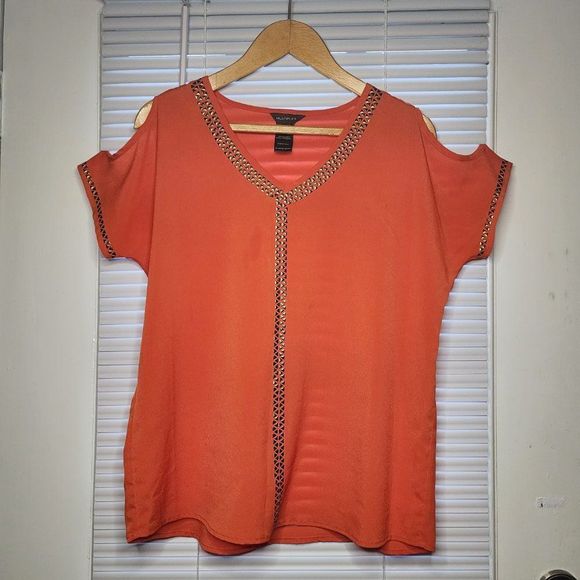 Multiples Blouse | Orange Cold-Shoulder Top with Gold Details - Picture 2 of 5